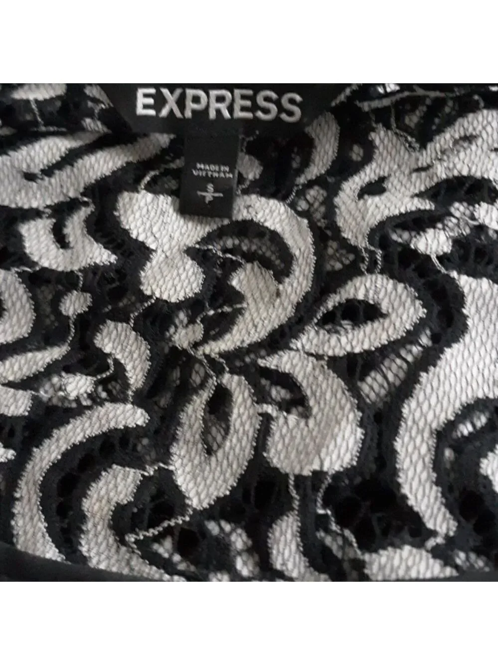 Express SeeThu Blouse - Picture 5 of 8